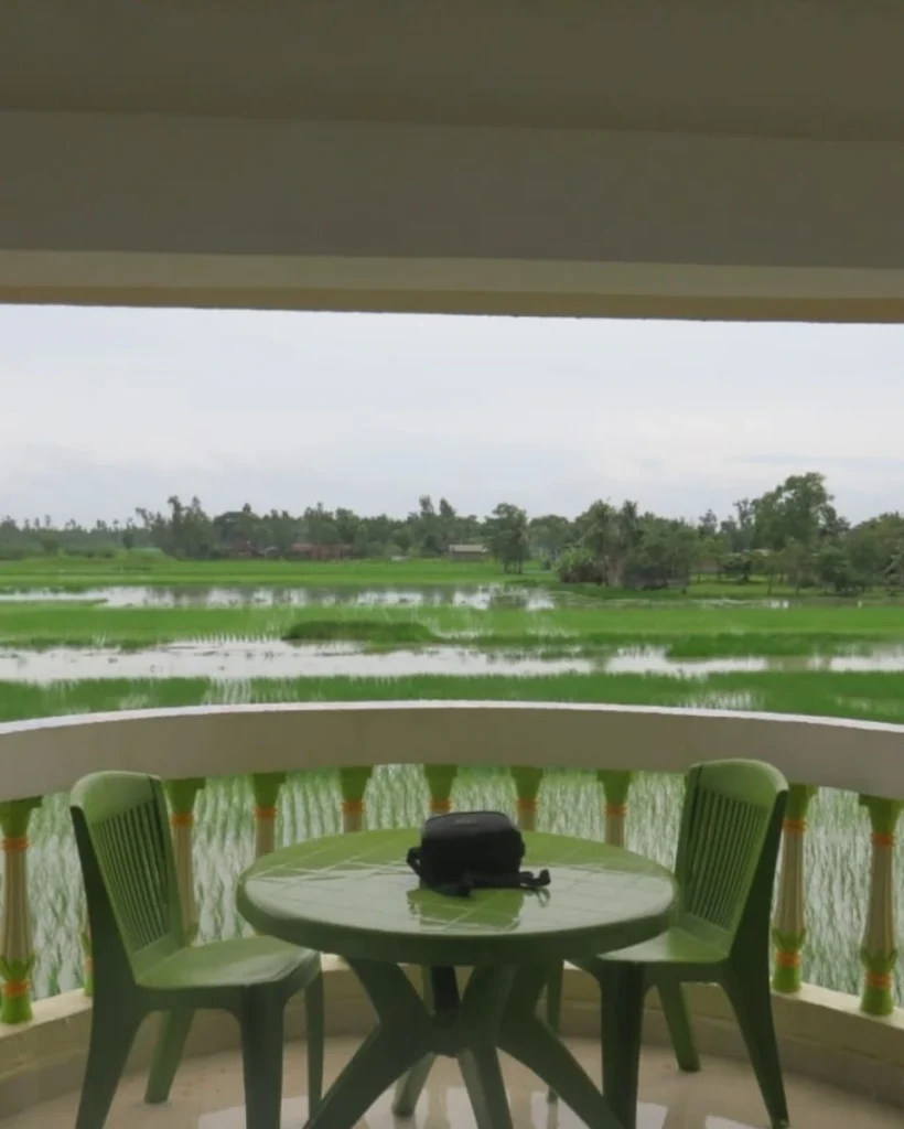 Porijayee-Resort-Balconie